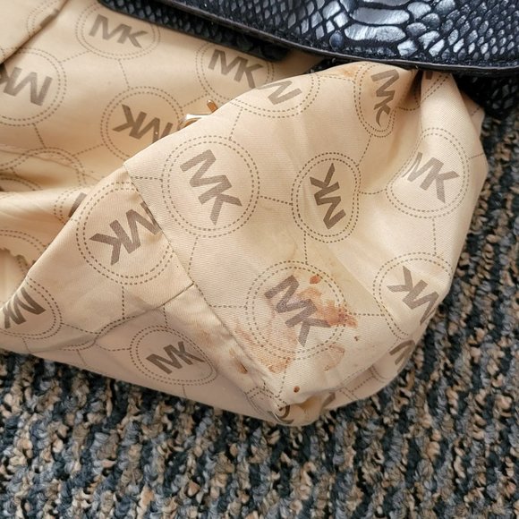 Michael Kors Hamilton Satchel Python Black and Gold Lock and Key - Picture 8 of 16